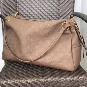 Louis Vuitton Shoulder Bag